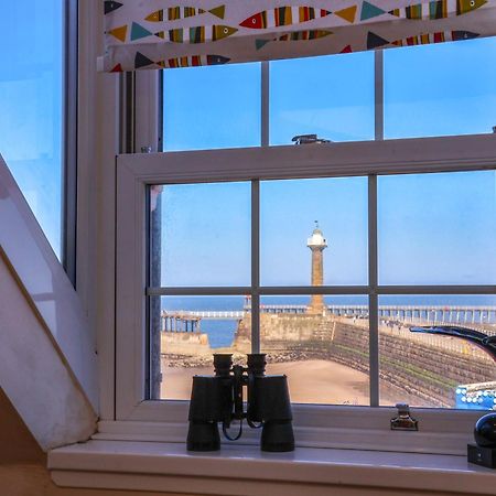 Beachfront Уитби Экстерьер фото
